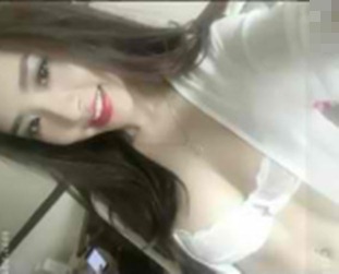 Pinay Student na Bagong Ligo, Nag-Selfie ng Hubo’t Hubad