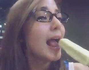 Paano Sumubo Ang Virgin….. Ng Ice Cream? Deep Throat Pa Ate!