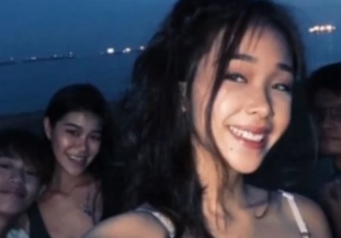 Niregalo Ang Virginity kay BF – Walang Tigil na Kabayuhan