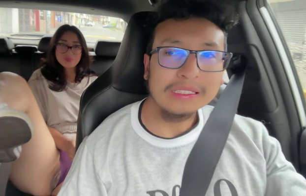 Taxi Driver Tinigasan ng Husto sa Pasaherong Mabogli Nagpakita ng Puki